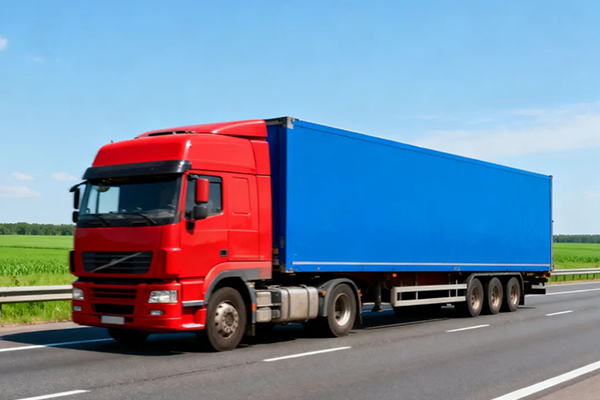 牽引車身后的“動(dòng)力源”：物流電動(dòng)化的下一個(gè)黃金賽道